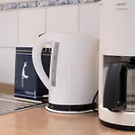 Jule Im Haus Wega 베스터란트