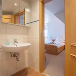 Jule Im Haus Wega * 베스터란트