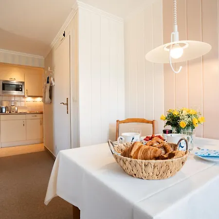 Jule Im Haus Wega Appartement